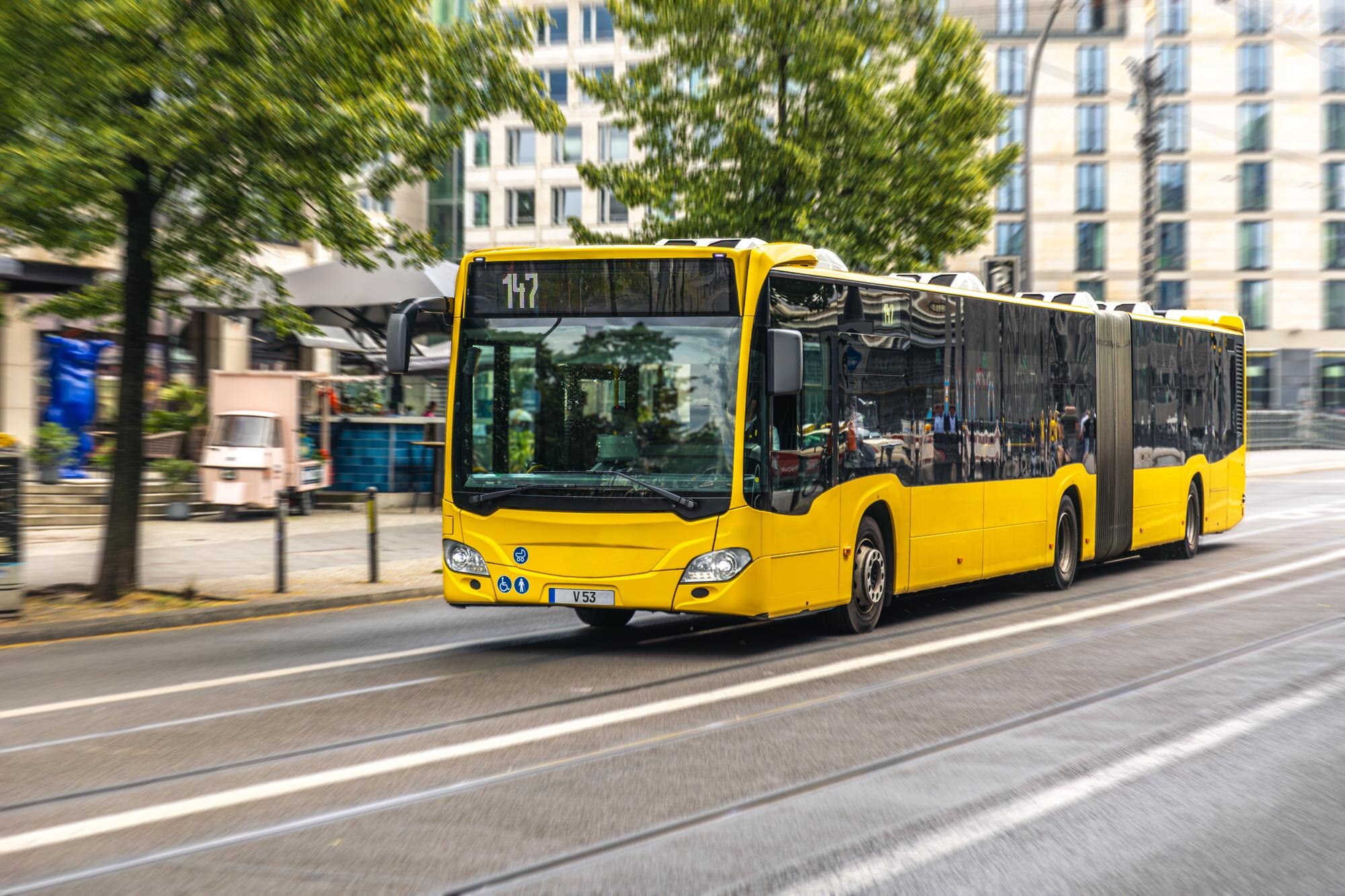 Podanie rúk ako symbol spolupráce a partnerstva